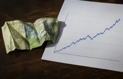 România riscă împrumuturi mai scumpe după decizia agenției Moody’s din 7 august