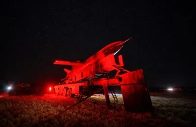 Ucraina a lovit cu rachete o bază aeriană rusă aflată la 660 de kilometri de graniță