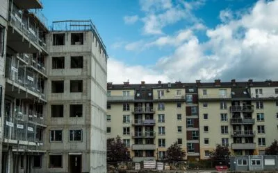 Blocajul politic întârzie investițiile firmelor și achizițiile de apartamente, spun antreprenorii
